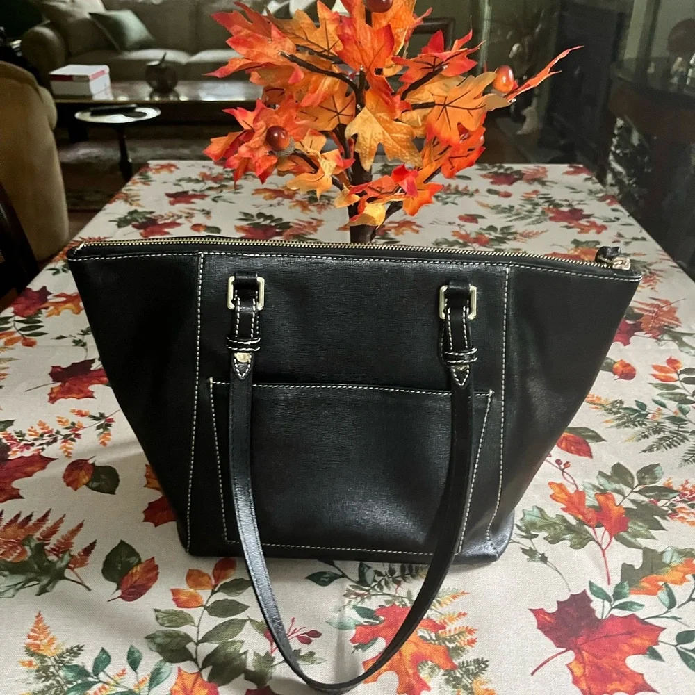 🥰Dooney & Bourke Saffiano Maxine Tote - Picture 4 of 10